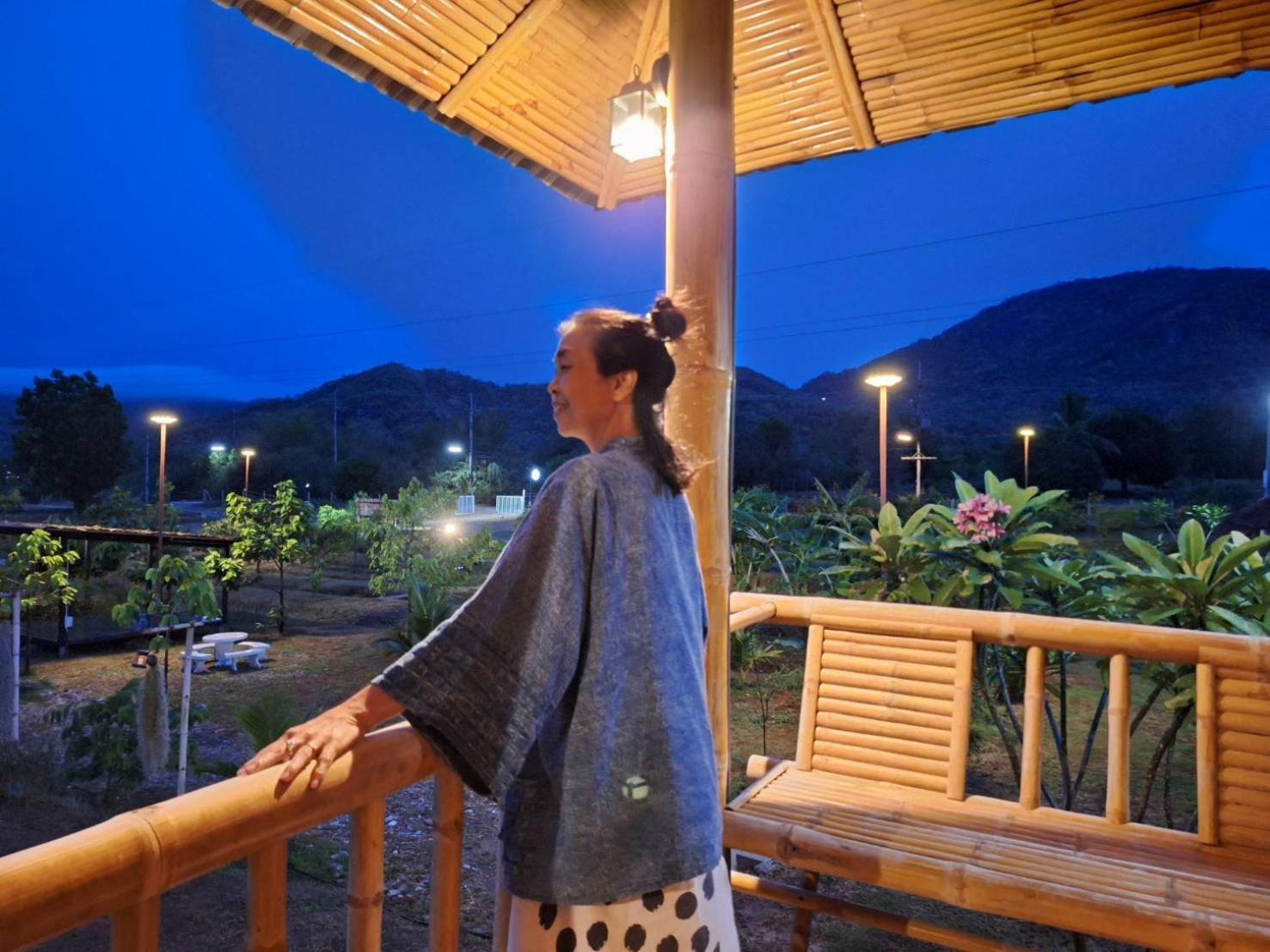 คูณ-เนื่อง ฟาร์ม สเตย์ หัวหิน Koon & Nueang Farm Stay Hua Hin บ่อฝ้าย ภายนอก รูปภาพ